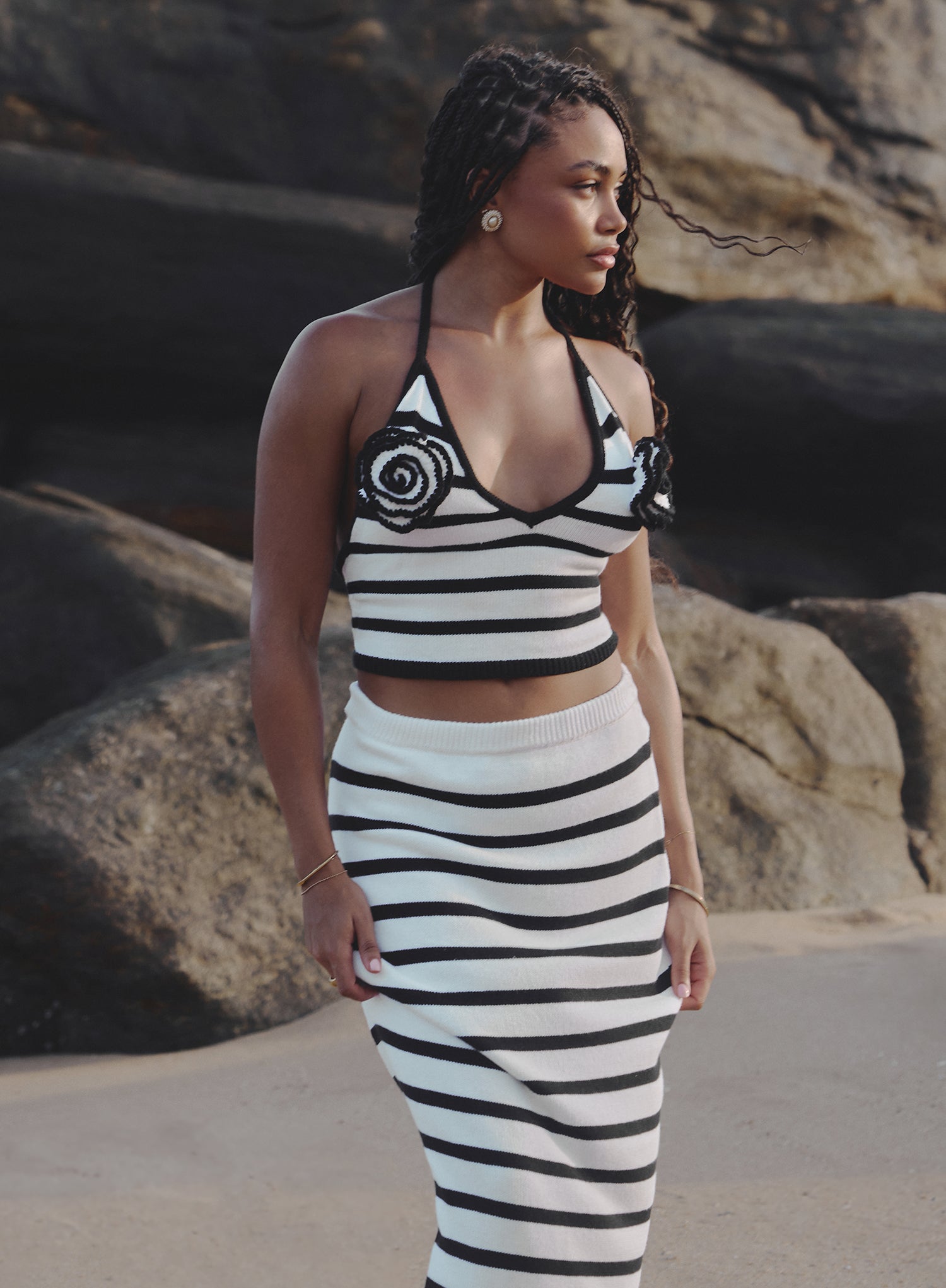 Black And White Stripe Knit Corsage Halterneck Top